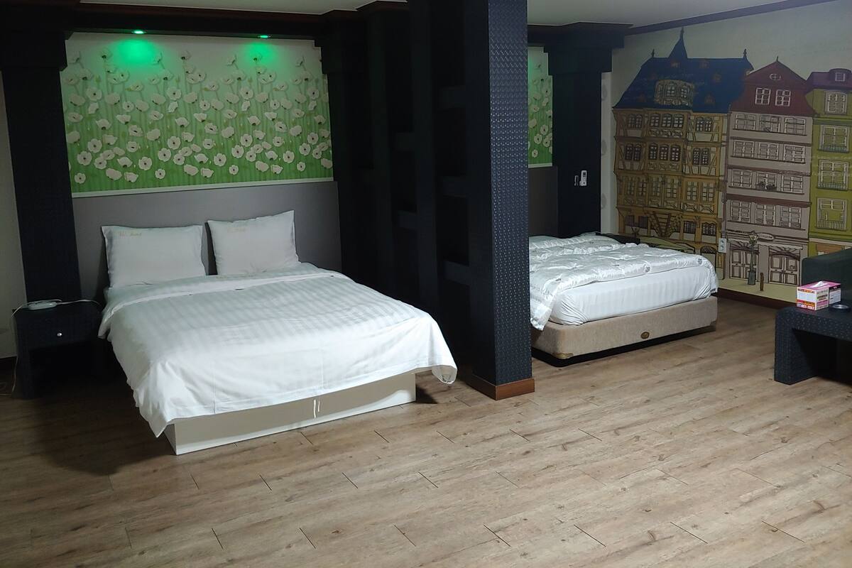 Studio Suite - Extra person charge 10,000 KRW on site more than 2 people | 防音設備、アイロン / アイロン台、WiFi (無料)