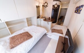 1 bedroom, free WiFi, bed sheets