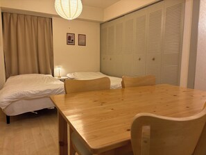 2 Schlafzimmer, Schreibtisch, kostenloses WLAN, Bettwäsche