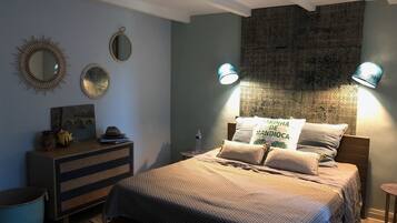 Tweepersoonskamer (Le Figuier) | 1 slaapkamer, individueel gedecoreerd, individueel gemeubileerd