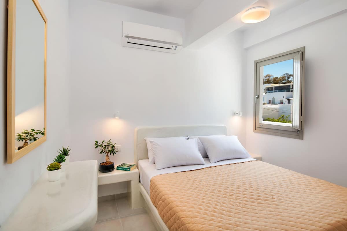 1 bedroom, in-room safe, soundproofing, iron/ironing board