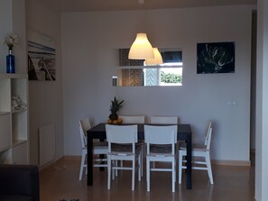Dining - Holiday Apartment with shared pool in Conil de la frontera (Conil de la Frontera)