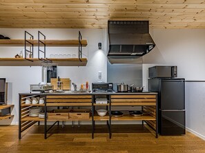 Fridge, microwave, stovetop, cookware/dishes/utensils - Rakuten STAY HOUSE x WILL STYLE Itoshima 107 / Itoshima Fukuoka (Itoshima)