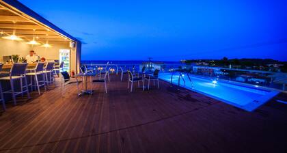 Porto Planos Beach Hotel