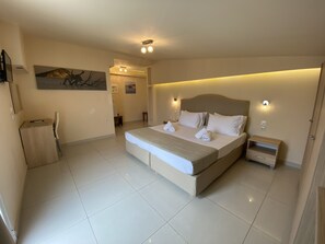 Superior Double or Twin Room | In-room safe, individually furnished, blackout drapes, free WiFi - Porto Planos Beach Hotel (Zakynthos)