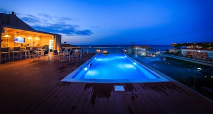 Porto Planos Beach Hotel