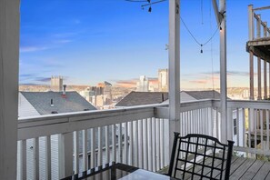 Property grounds - 3 Bed - Million Dollar View -Off Street Parking! (Pittsburgh)