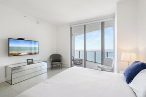 3 bedrooms, desk, iron/ironing board, WiFi