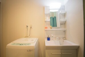 Hair dryer, towels