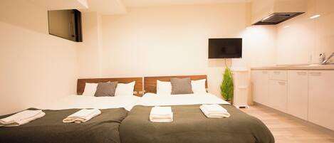 1 bedroom, desk, free WiFi, bed sheets