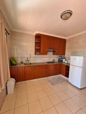 Apartamento família, 2 quartos | Cozinha privada