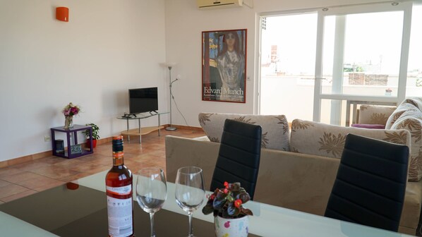 公寓 | 客厅 | 平板电视