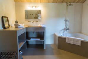 Duplex | Bathroom