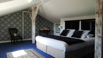 Maisonnette | 1 slaapkamer, een bureau, geluiddichte muren, gratis babybedden