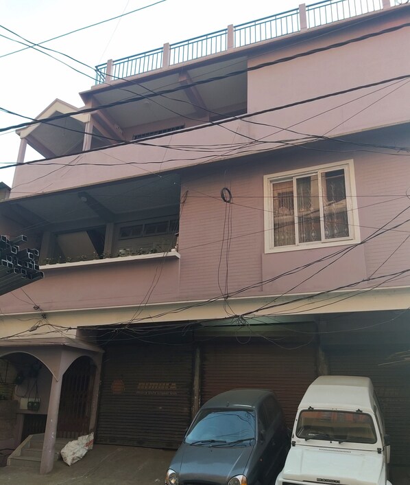บริเวณภายนอก