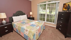 5 bedrooms, desk, travel cot, free WiFi - 6 Bedroom Luxury Pool & Spa Home Just 8 Miles To Disney (Kissimmee)