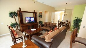 House | Living room