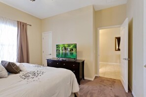 House | 4 bedrooms, desk, free WiFi - 4 Bedroom 3 Bathroom Town Home With Splash Pool (Kissimmee)