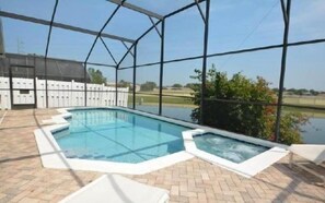 5 Schlafzimmer, Schreibtisch, Reisekinderbett, kostenloses WLAN