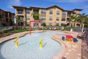 House | Pool