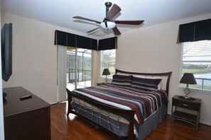 Room - Beautiful 4 Bedroom Bella Vida Resort Vacation Villa in Kissimmee (Kissimmee)