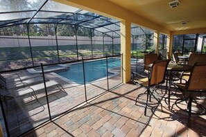 House | Pool | Outdoor pool - Gorgeous 9 Bedroom Pool Home Sleeps up to 24 People (Davenport)