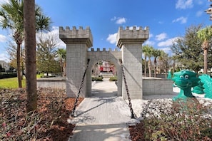 Children’s play area – outdoor