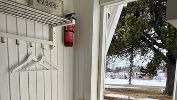 Twin Room, Private Bathroom | Living area