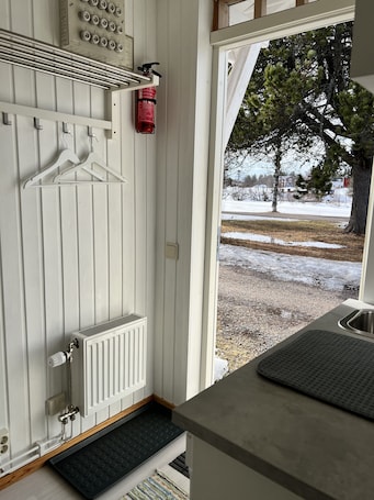 Zweibettzimmer, eigenes Bad | Wohnbereich. Sangis Motell och Camping AB