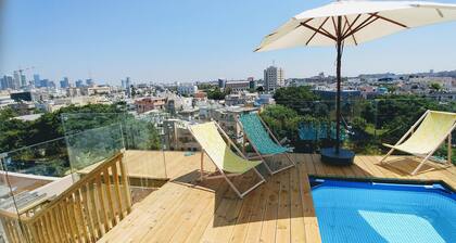 Jaffa's Penthouse Hostel