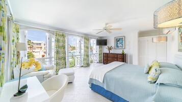 3 chambres, coffres-forts dans les chambres, bureau