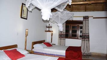 1 bedroom, in-room safe, iron/ironing board, free WiFi