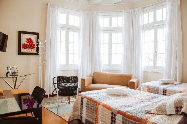 免费 WiFi、床单