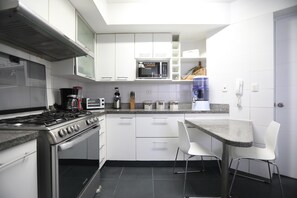 Microwave, oven, stovetop, dishwasher