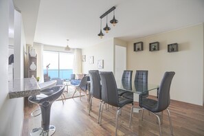 Restauration dans la chambre