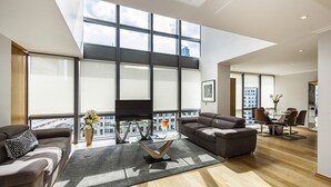 Apartment, 3 Bedrooms | Living area | Flat-screen TV - Stunning Spacious 3 Bed Apartment (London)