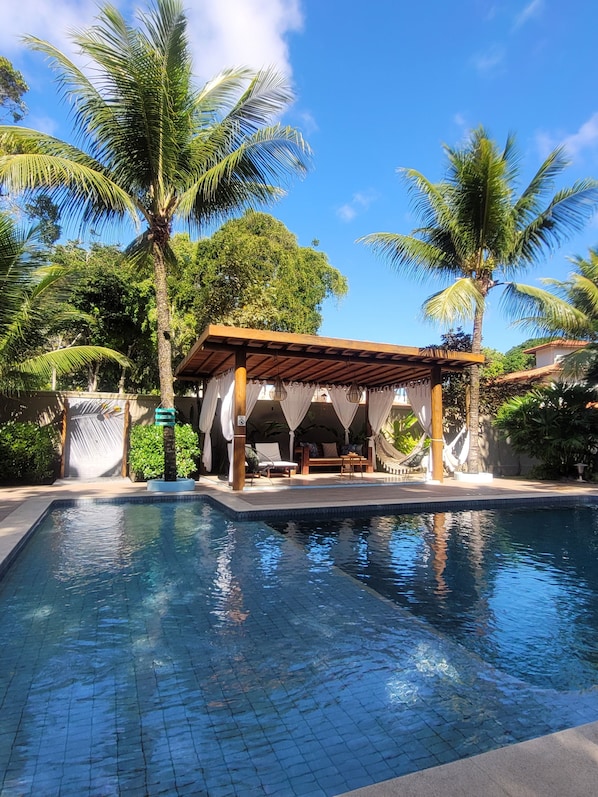 Outdoor pool, pool loungers