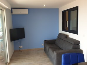 TV - Apparently center village la napoule (Mandelieu la napoule)