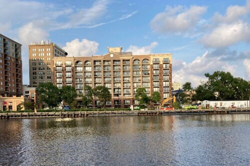 Water Street Retreat 08