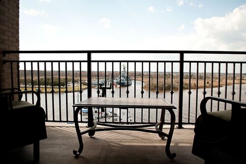 Water Street Retreat 08