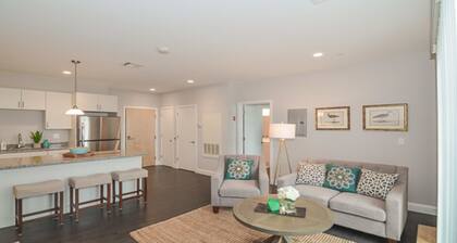 Kaunis uusi asunto 2bed / 2bath Waltham