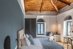 1 bedroom, premium bedding, in-room safe, individually decorated