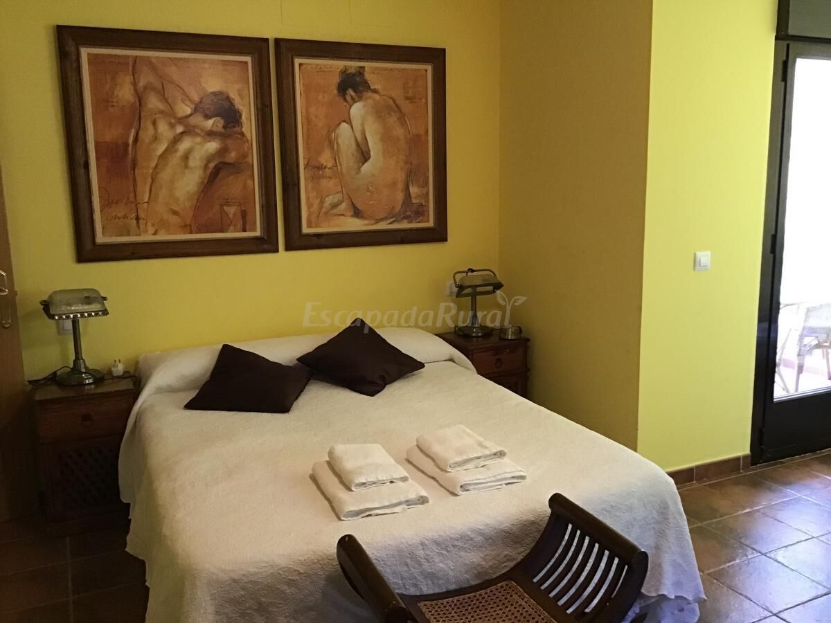 6 slaapkamers, een strijkplank/strijkijzer, gratis wifi, beddengoed