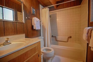 House, Multiple Beds (Classic Tahoe Bunkhouse Style Cabin #) | Bathroom