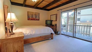 3 عدّة غرف نوم وأغطية فراش متميزة وواي فاي