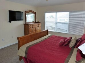 Room - Stunning 6 Bedroom 4 Bath Pool Home in the Windsor Hills Resort (Kissimmee)