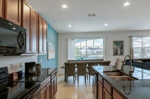 House | Private kitchen