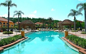 House | Pool | Outdoor pool - Lake View 6 Bedroom 4 Bath Pool Home in Bella Vida Resort (Kissimmee)
