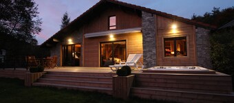 Chalet du Cerf Noir - Viihtyisä ja poreallas