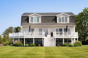 Exterior - Oceanfront Home, Spectacular Views, 4, Beds & 2 Baths (Kennebunk)